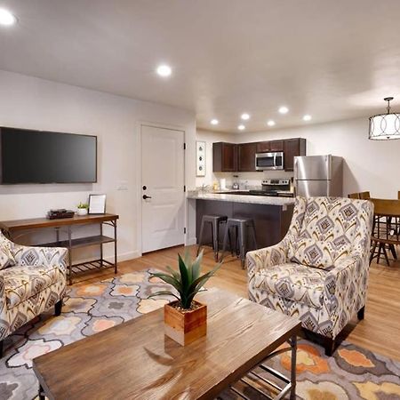 6B Cozy Moab Redcliff Condo, Pool & Hot Tub Exterior photo